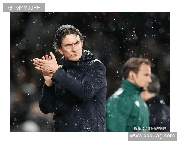 赫顿强调热刺需达到完全体后才能公正评估弗兰克的执教表现 赫顿强调热刺需达到完全体后才能公正评估弗兰克的执教表现